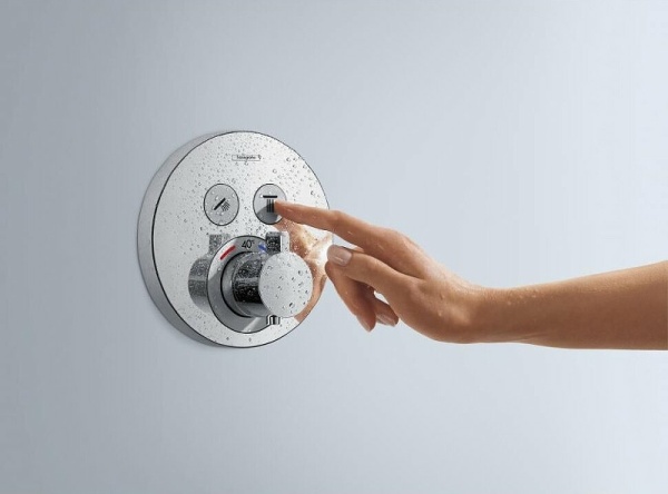 Смеситель для душа Hansgrohe ShowerSelect S 15743000 с термостатом Хром