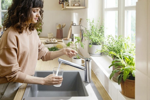 Смеситель для кухни Hansgrohe Zesis M33 74802670 Черный матовый